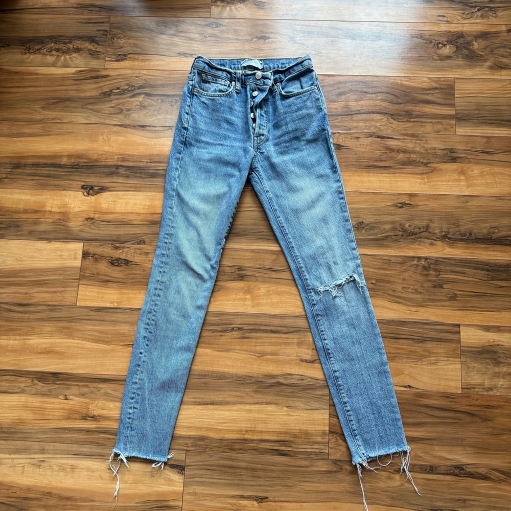Free People Light Blue Skinny Jeans - Picture 2 of 11